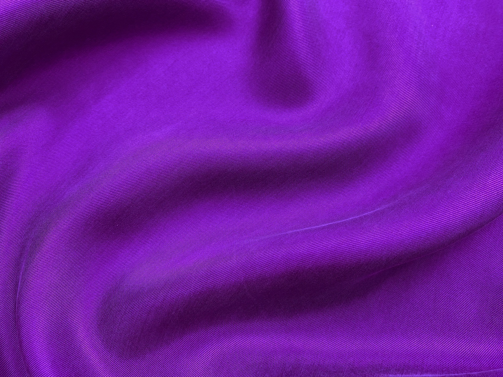 Ткань Вискоза  свекольного  цвета однотонная 17330 2