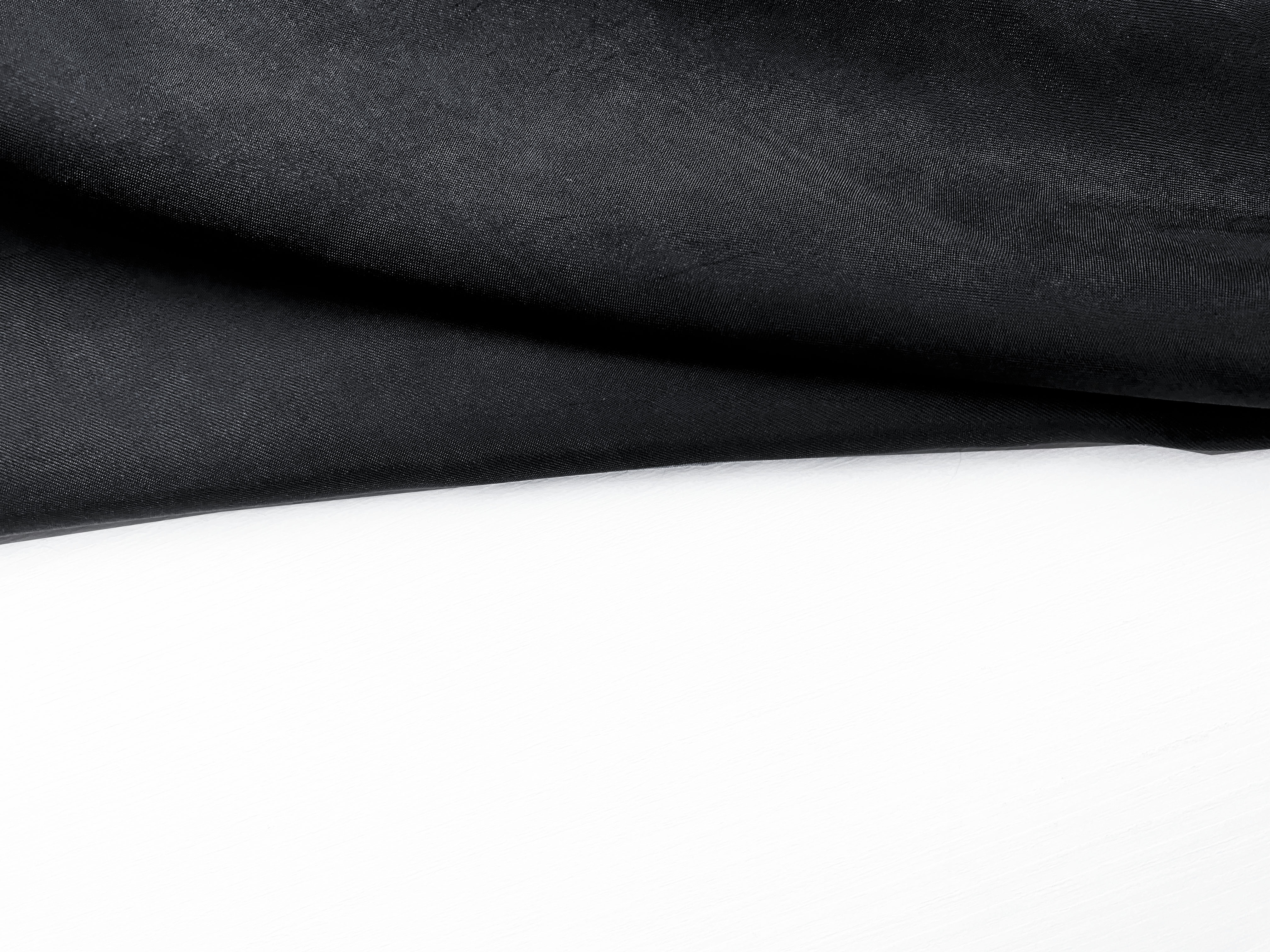 Ткань Вискоза  чёрного цвета однотонная 17331 4